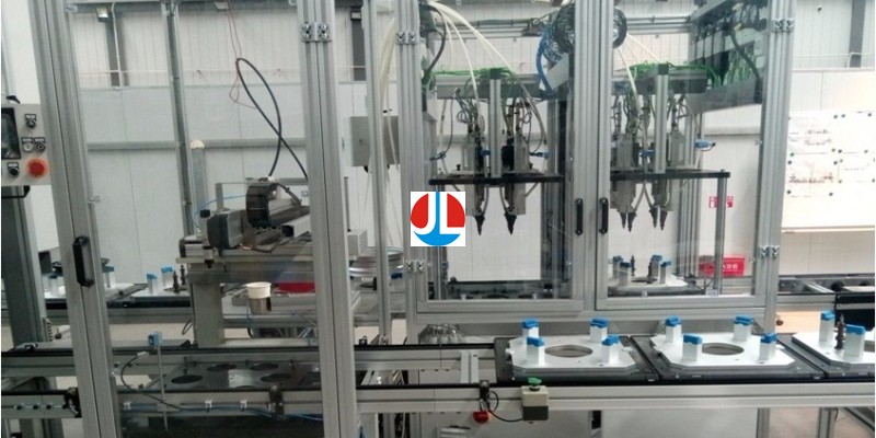 多頭伺服擰緊設(shè)備